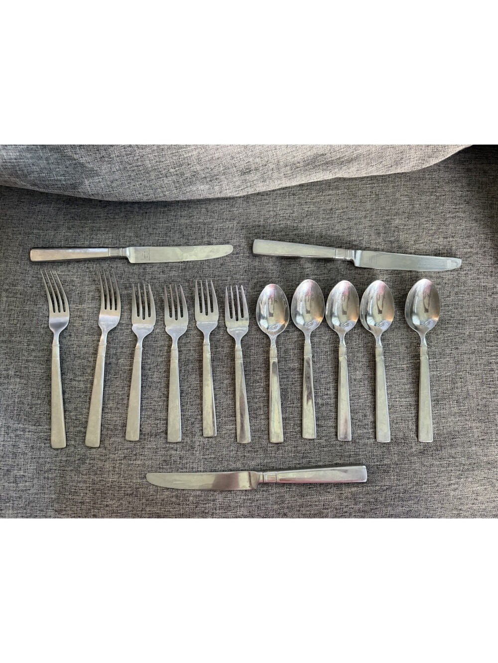 Reed & Barton Castlegate Stainless Flatware 13pc Lot Knives Forks Spoons